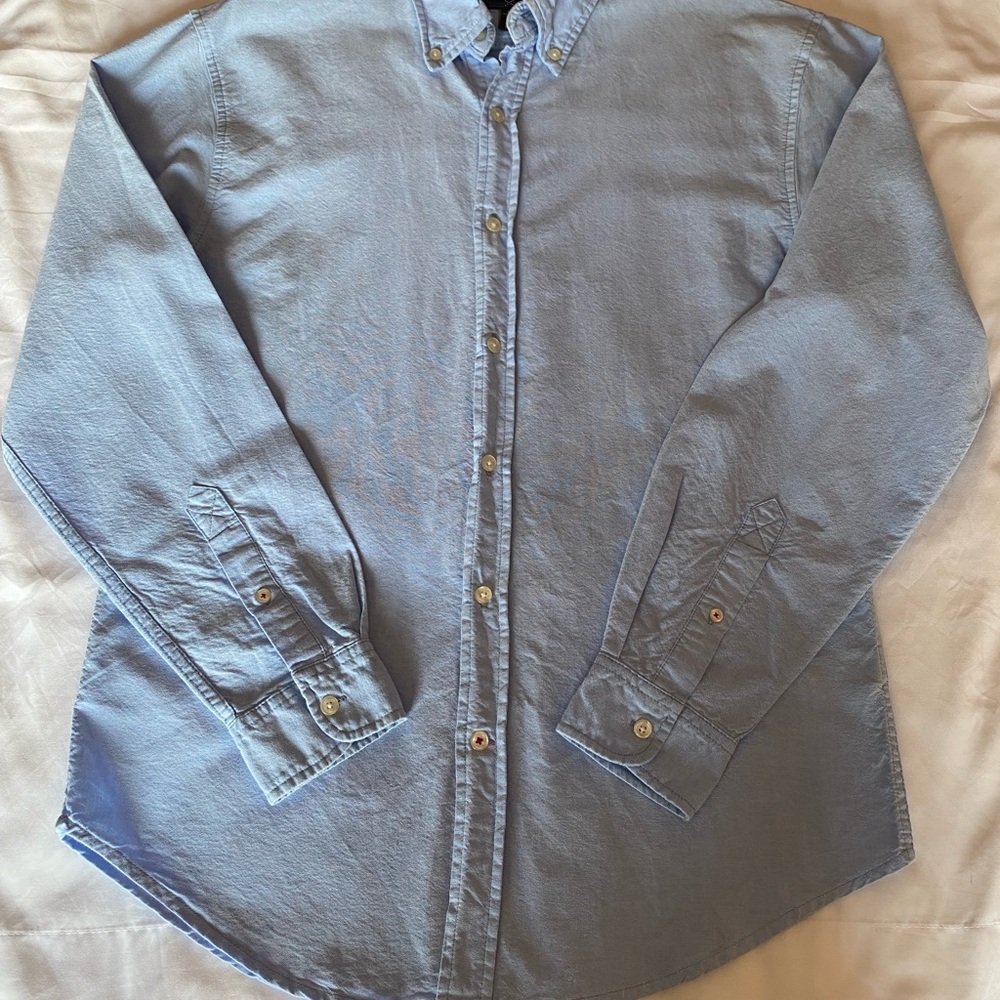 American Classics Men's Blue button down Shirt size S